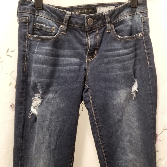 Aeropostle Distressed Jeggings - Picture 2 of 8